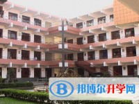 貴州龍里中學2025年報名條件、招生要求、招生對象