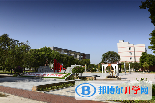 鹽邊縣漁門中學2021年報名條件、招生要求、招生對象