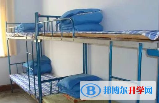 通江縣鐵佛中學2021年宿舍條件