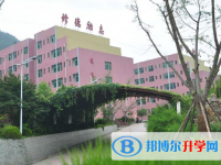 巴中龍泉外國(guó)語(yǔ)學(xué)校2025年報(bào)名條件、招生要求、招生對(duì)象