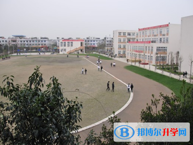 崇州市蜀城中學2022年招生辦聯(lián)系電話