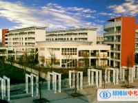 成都市龍泉一中2025年招生辦聯(lián)系電話
