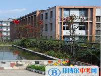 成都市通錦中學校2025年招生辦聯(lián)系電話