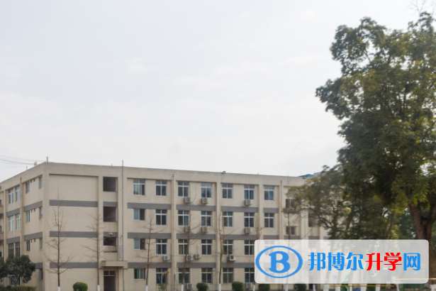 崇州市三江鎮(zhèn)中學(xué)2022年報名條件、招生要求、招生對象