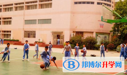 巴中2022年中考人數