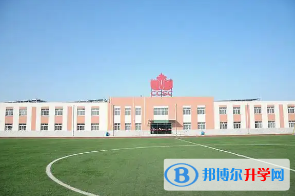  北京中加學(xué)校靠譜嗎