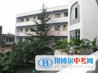 成都市錦江區(qū)勝利中學(xué)2025年招生辦聯(lián)系電話