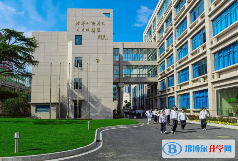 上海外國語大學(xué)附屬外國語學(xué)校2023年課程體系