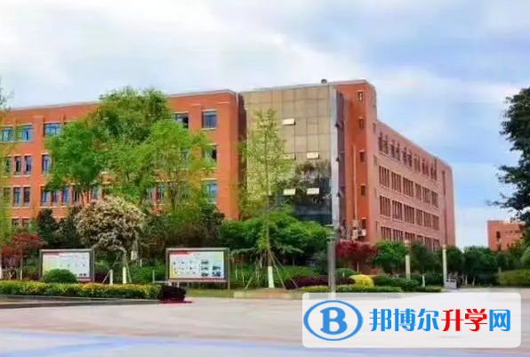貴陽市白云區第三中學2022年招生簡章