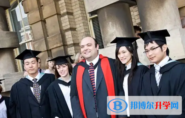 嘉利山國際學(xué)院2023年報名時間