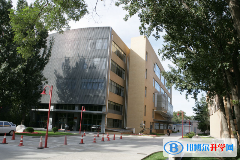 首都師范大學附屬中學2023年網站網址