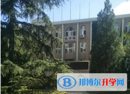 北京第八十中學2023年招生辦聯(lián)系電話 