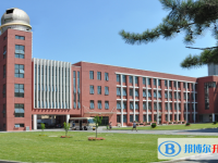 清華大學(xué)附屬中學(xué)2025年招生辦聯(lián)系電話