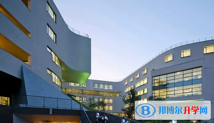 北京第四中學(xué)2023年學(xué)費(fèi)、收費(fèi)多少