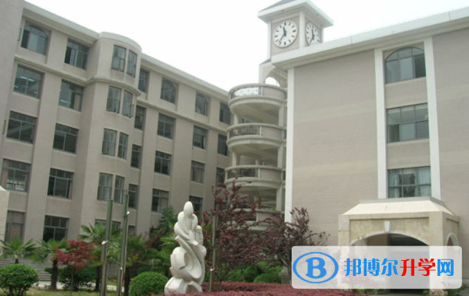南京金陵中學2023年學費、收費多少