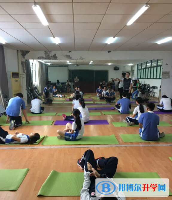 深圳紅嶺中學高中部國際班2023年錄取分數線