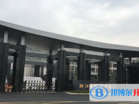 浙江省臨安中學(xué)2025年招生辦聯(lián)系電話