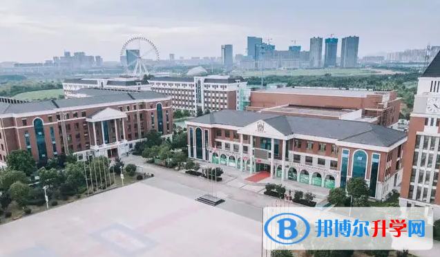 鎮江楓葉國際學校怎么樣
