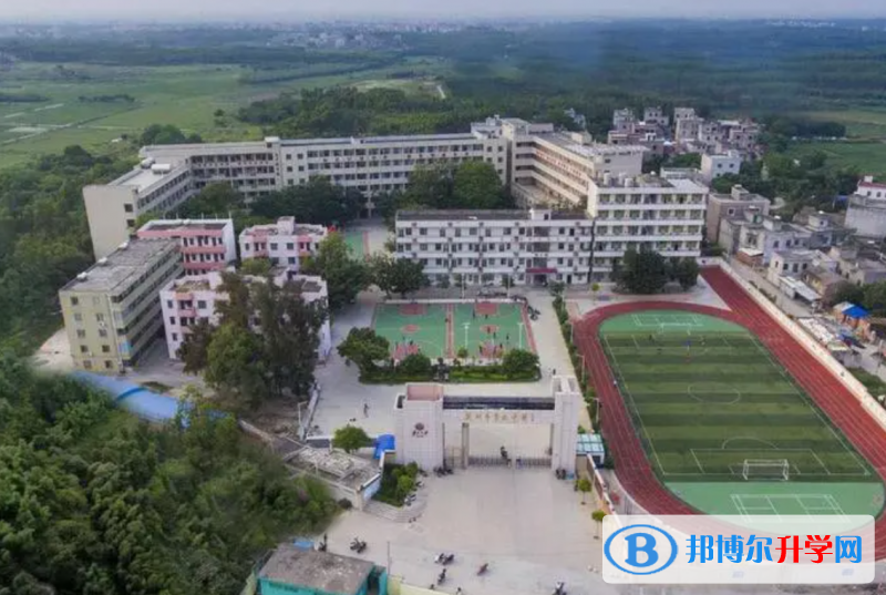 吳川市覃巴中學(xué)、川西中學(xué)錄取分數(shù)線(2023年參考)