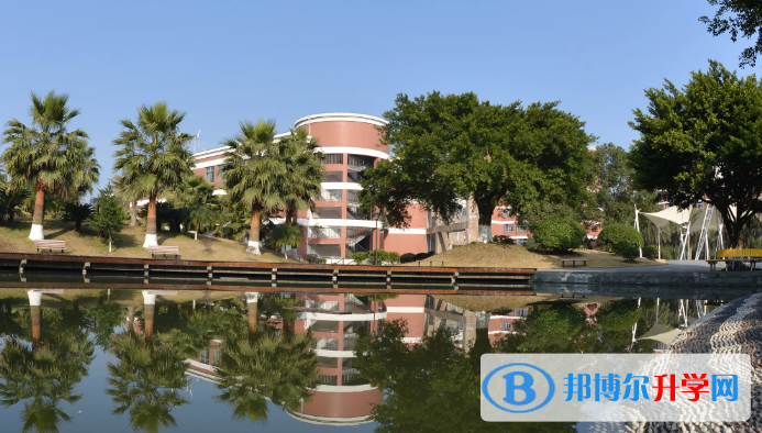 溫州市甌海區(qū)第二高級中學7