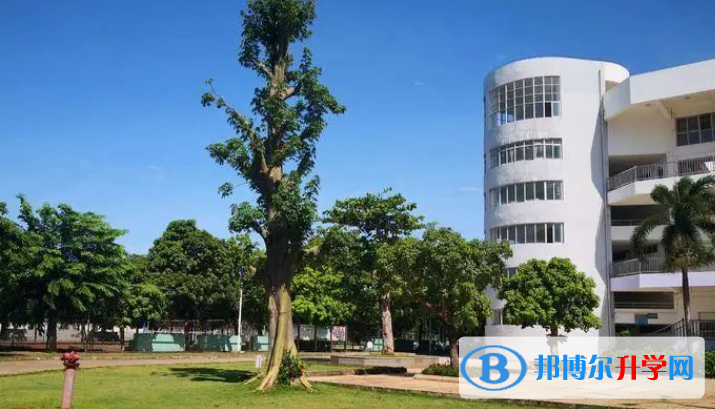 海南師范大學(xué)附屬中學(xué)2023年招生簡(jiǎn)章 