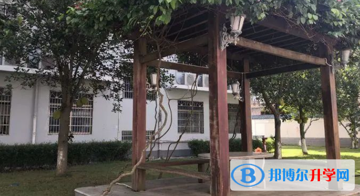 海南師范大學附屬中學2023年招生辦聯系電話 