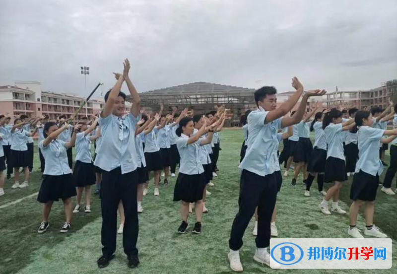 2023西南大學東方實驗中學多少錢(學費明細)