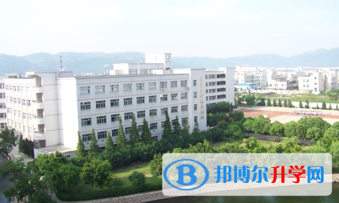 平陽(yáng)縣新鰲高中錄取分?jǐn)?shù)線(2023年參考)