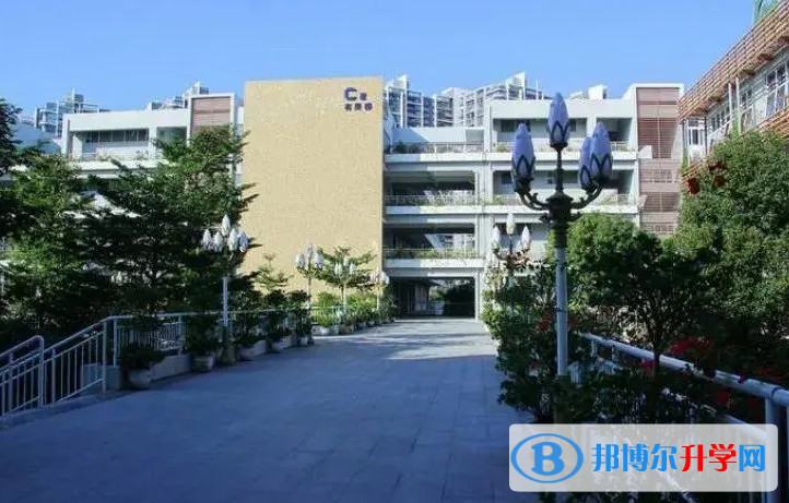 深圳市華僑城中學地址，乘車路線