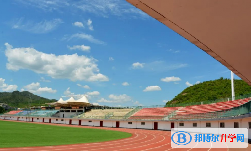 承德市雙灤區(qū)實驗中學地址，乘車路線