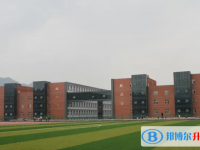 寬城縣第一中學(xué)地址，乘車路線