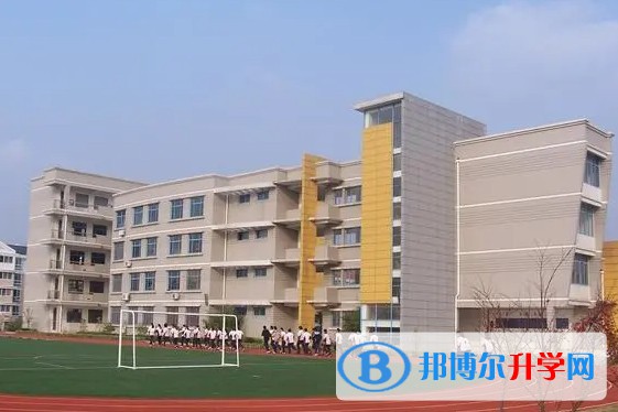 南京市板橋中學(xué)怎么樣、好不好
