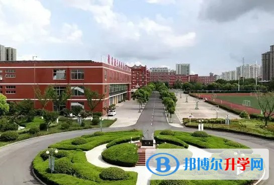 鹽城市第一中學(xué)地址，乘車路線