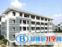 江蘇省鎮(zhèn)江第一中學(xué)地址，乘車路線