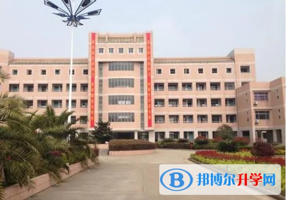 揚中市新壩中學(xué)怎么樣、好不好