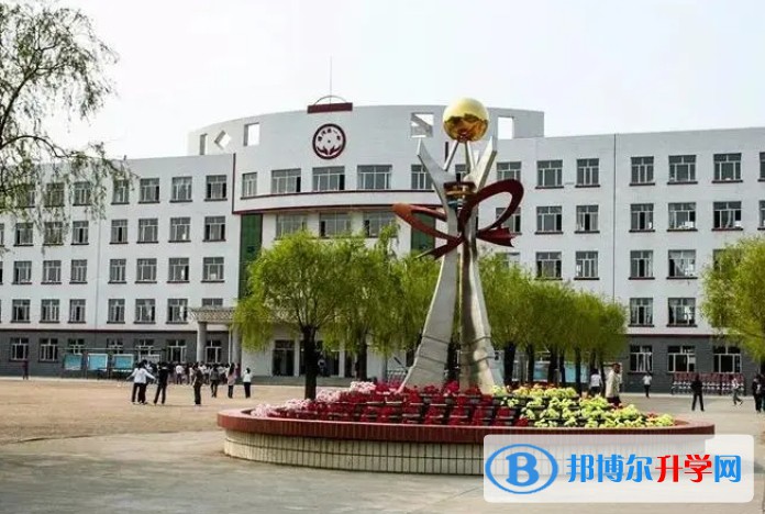 通河縣第一中學(xué)地址，乘車路線