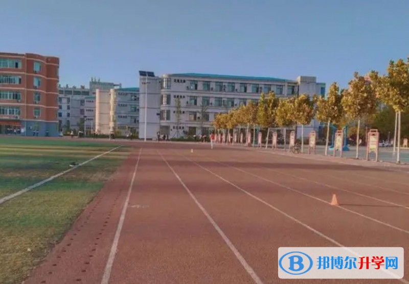 青岡縣第一中學校地址，乘車路線