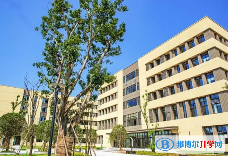 2024重慶市育才中學(xué)校多少錢(qián)(學(xué)費(fèi)明細(xì))