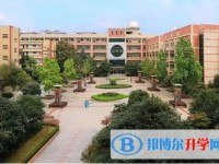 重慶市兼善中學校地址，乘車路線