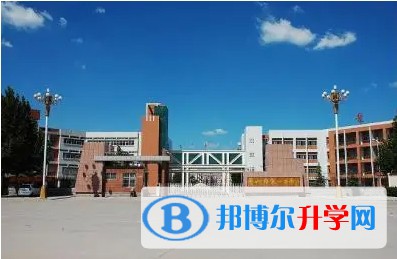 晉州市第一中學(xué)地址，乘車路線