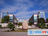藁城區(qū)新冀明中學地址，乘車路線