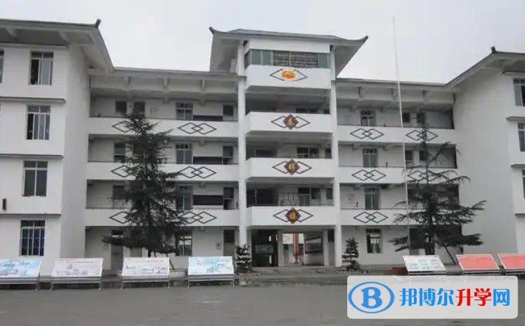 保定市清苑區李莊中學怎么樣、好不好