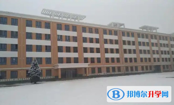 曲陽(yáng)縣第四高級(jí)中學(xué)怎么樣、好不好