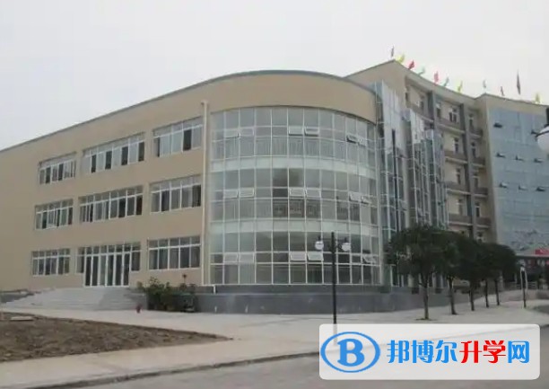 榮縣一中地址，乘車路線
