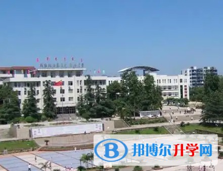 四川省榮縣中學校地址，乘車路線