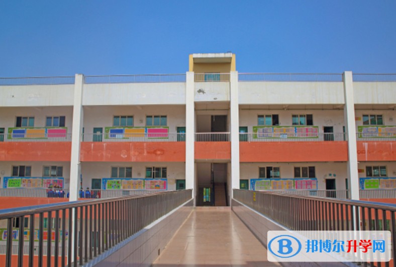 四川省廣元市八二一中學怎么樣、好不好